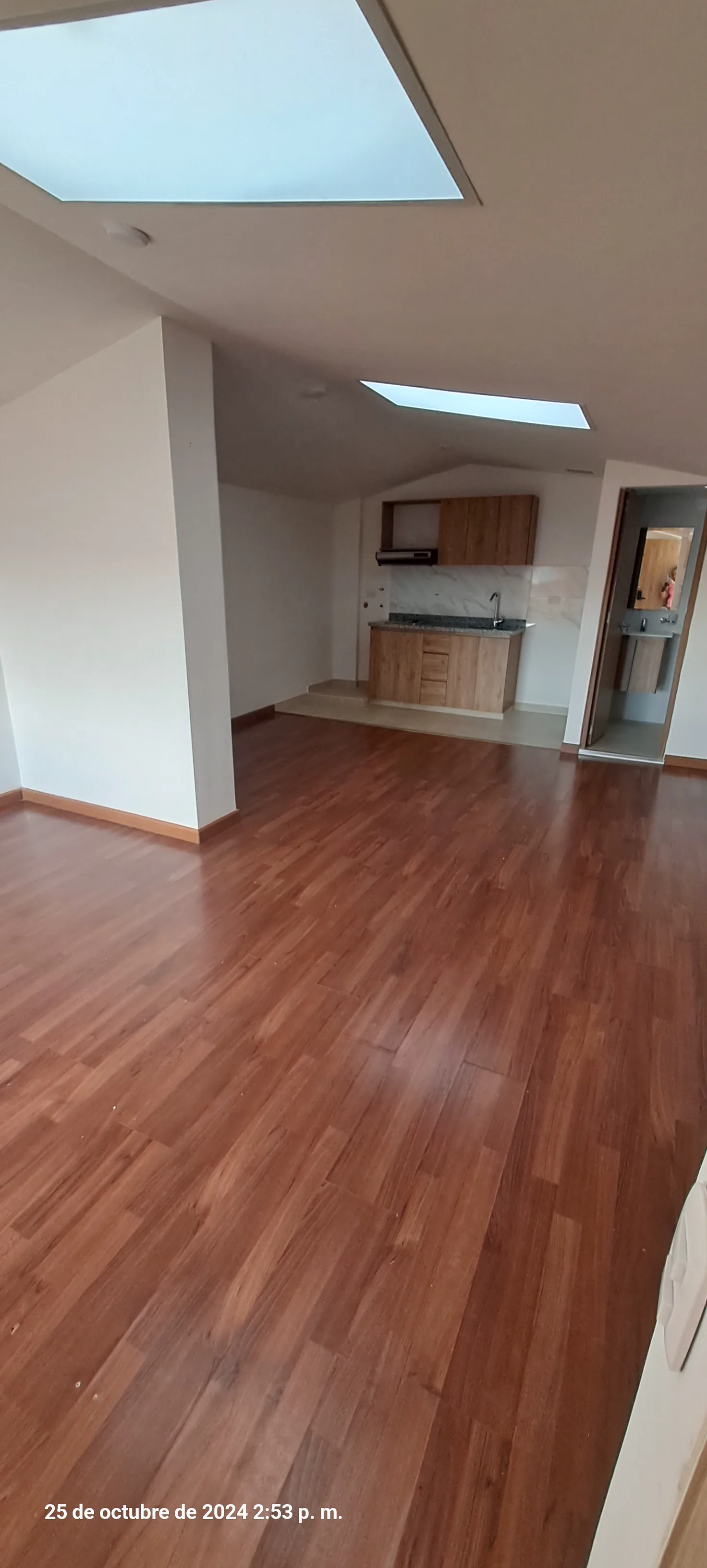 Apartaestudios Calle 76 — 10